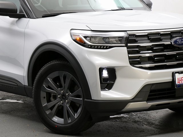 Used 2026 Ford Explorer ACTIV - photo 3