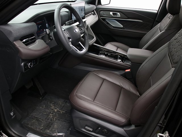 New 2026 Ford Explorer Platinum - photo 10