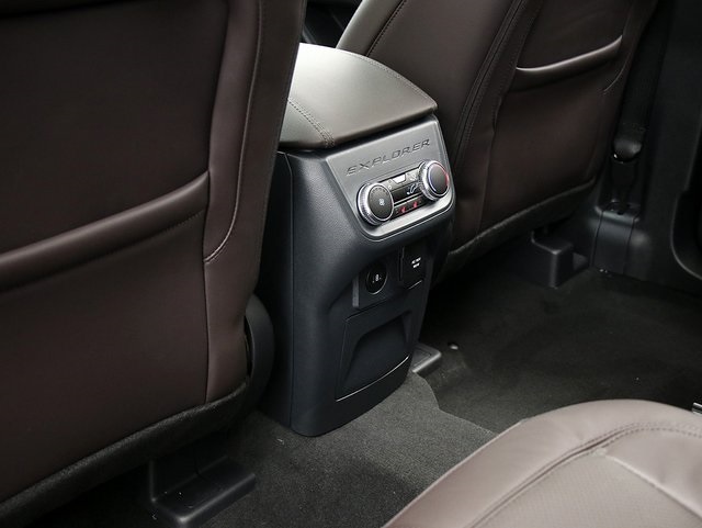 New 2026 Ford Explorer Platinum - photo 14