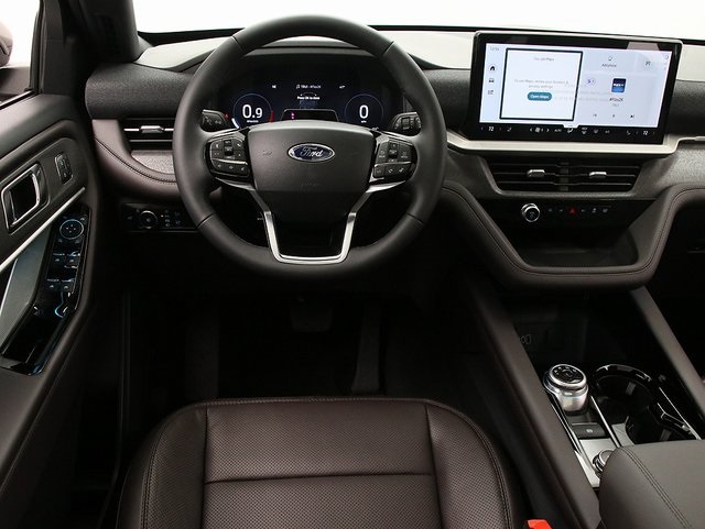 New 2026 Ford Explorer Platinum - photo 15