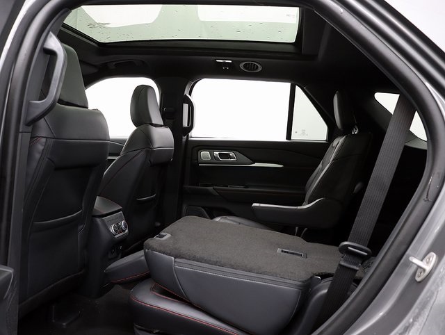 New 2026 Ford Explorer ST - photo 12