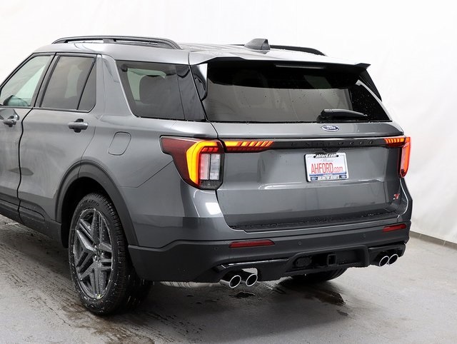 New 2026 Ford Explorer ST - photo 6