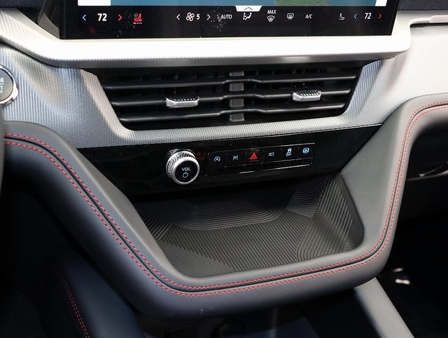 New 2026 Ford Explorer ST-Line - photo 21