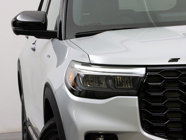 New 2026 Ford Explorer ST-Line - photo 3