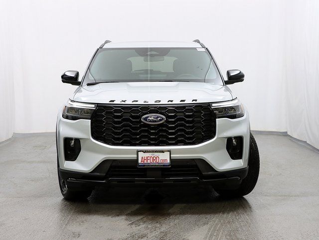 New 2026 Ford Explorer ST-Line - photo 4