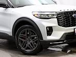 New 2026 Ford Explorer ST-Line thumbnail 2