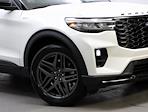 New 2026 Ford Explorer ST-Line thumbnail 2