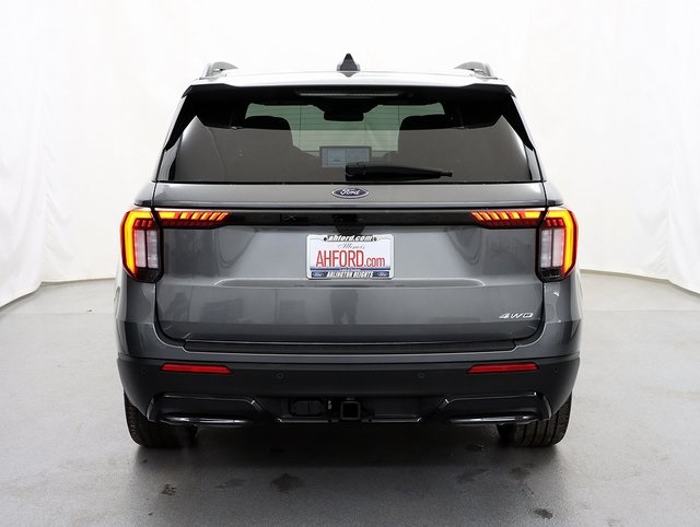 New 2026 Ford Explorer ST-Line - photo 5