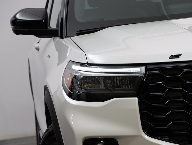 New 2026 Ford Explorer ST-Line - photo 3