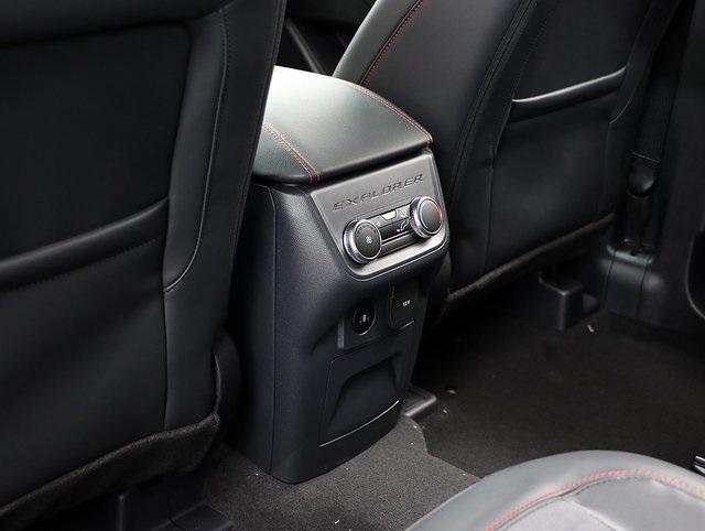 New 2026 Ford Explorer ST-Line - photo 13