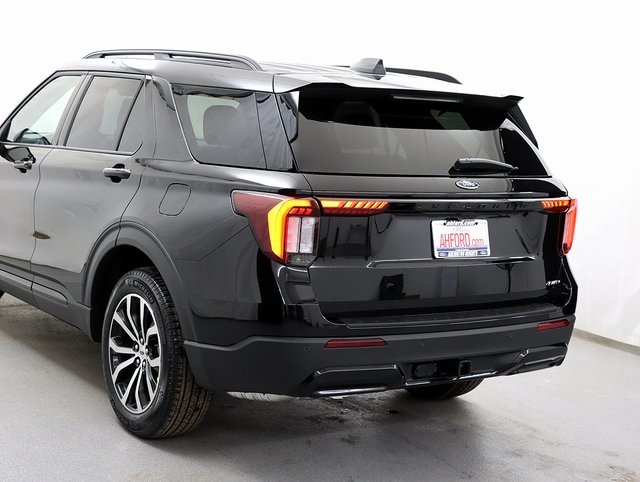 New 2026 Ford Explorer ST-Line - photo 6