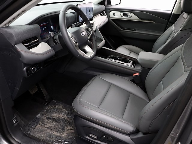 New 2026 Ford Explorer ACTIV - photo 9