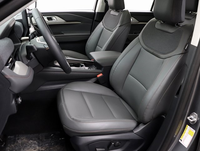 New 2026 Ford Explorer ACTIV - photo 8