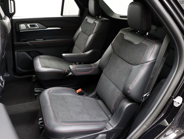 New 2026 Ford Explorer ST - photo 11