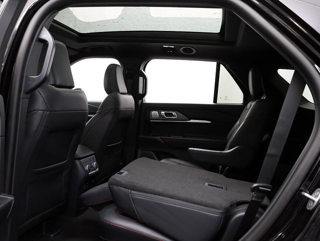 New 2026 Ford Explorer ST - photo 13