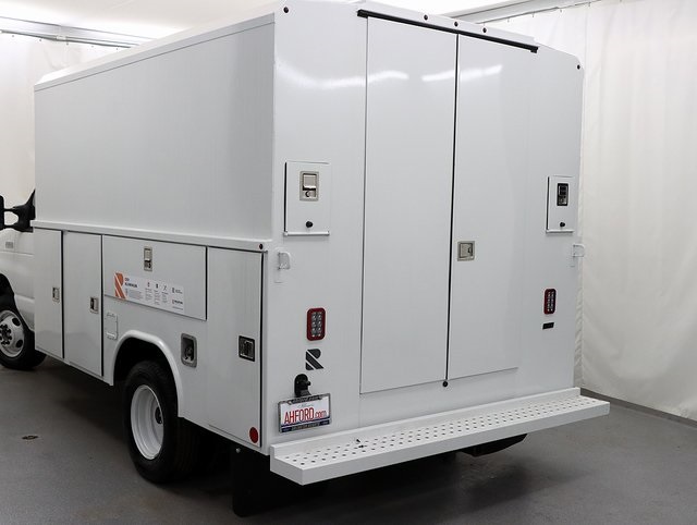 New 2026 Ford E-350 Cutaway - photo 6