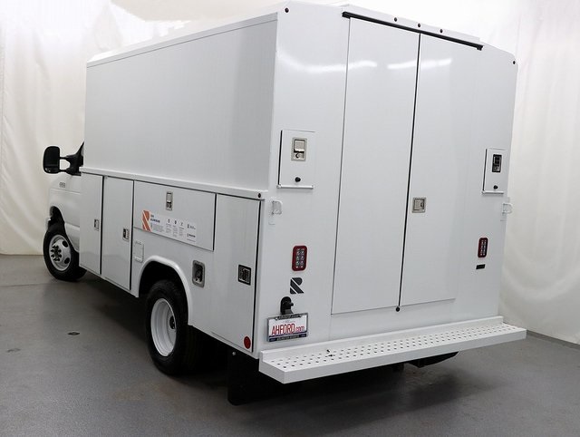 New 2026 Ford E-350 Cutaway - photo 7