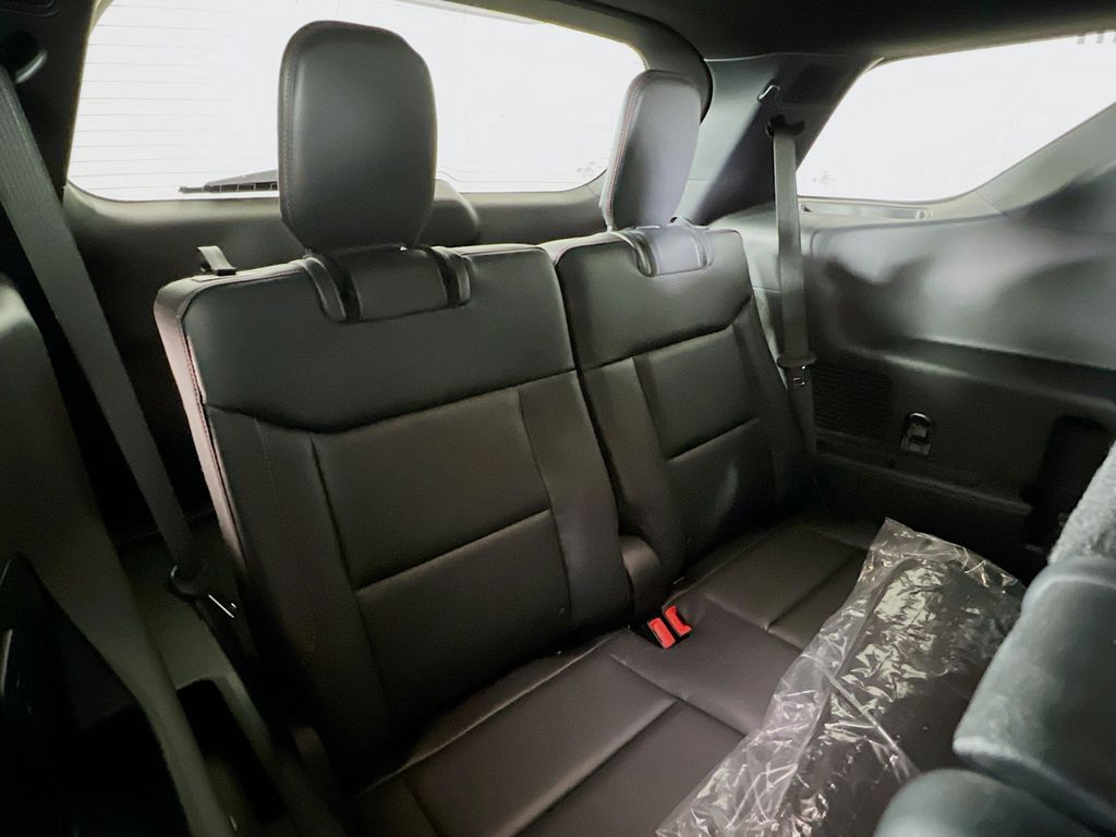 New 2026 Ford Explorer ST-Line - photo 17