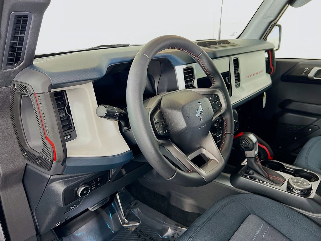 New 2026 Ford Bronco Heritage - photo 10