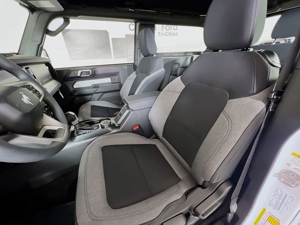 New 2026 Ford Bronco Base - photo 22