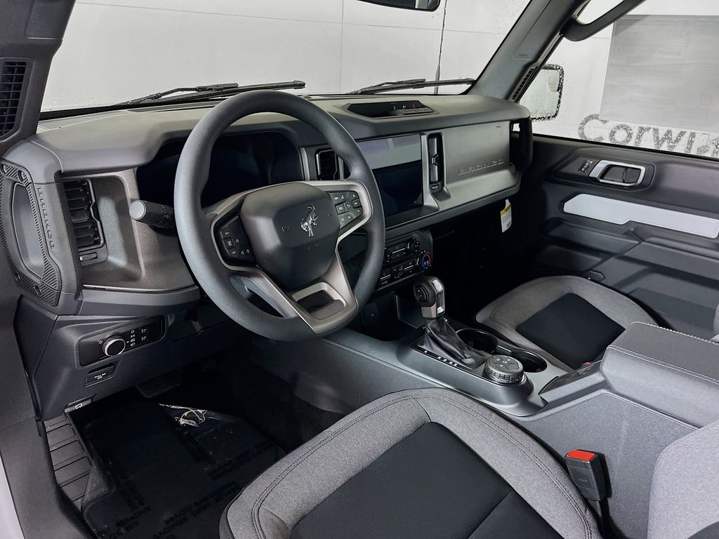 New 2026 Ford Bronco Base - photo 3