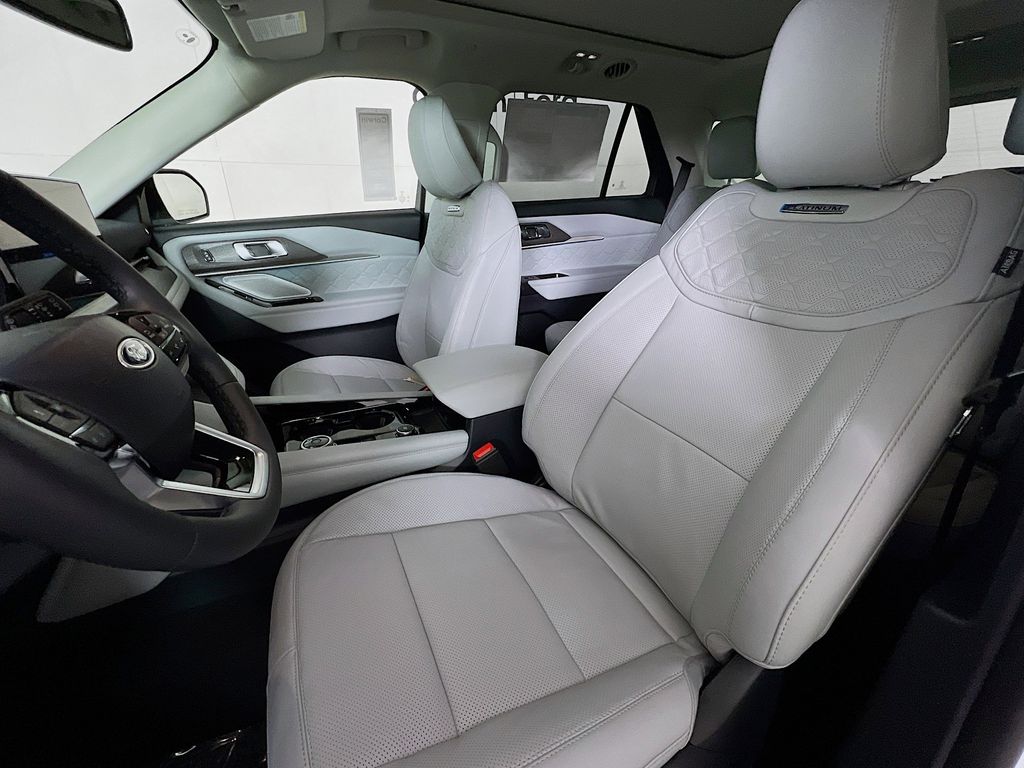 New 2026 Ford Explorer - photo 1