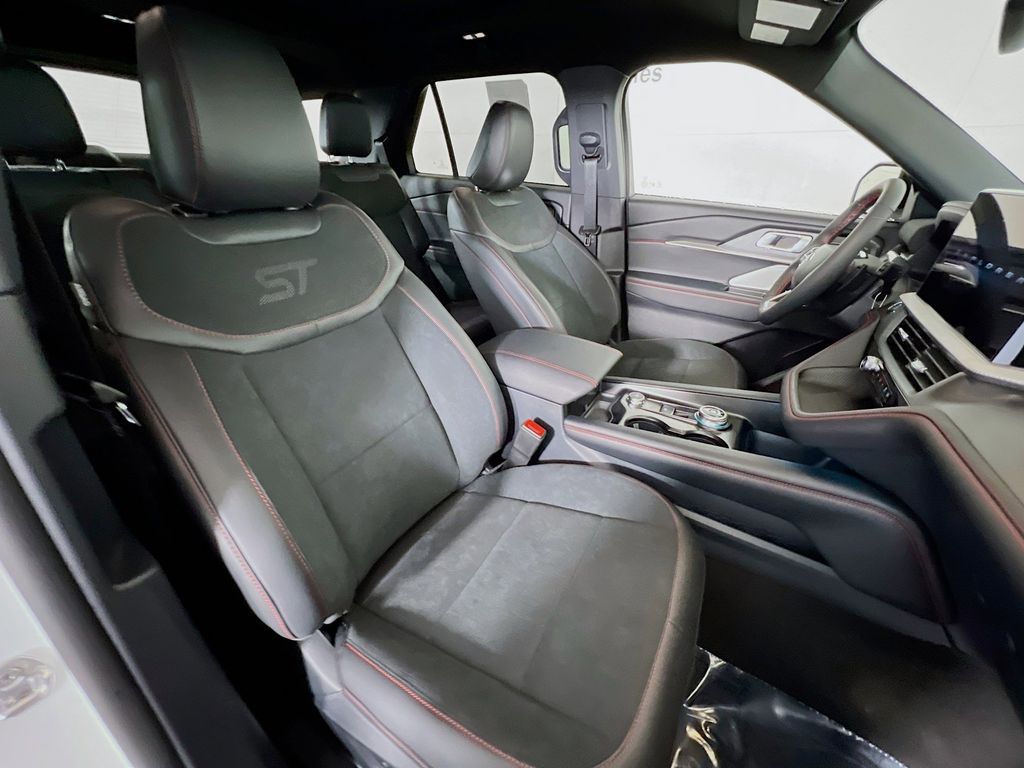 New 2026 Ford Explorer ST - photo 31