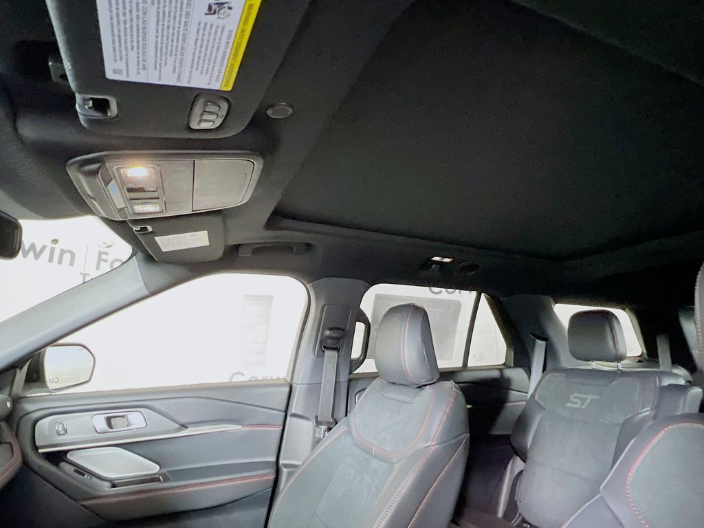 New 2026 Ford Explorer ST - photo 5