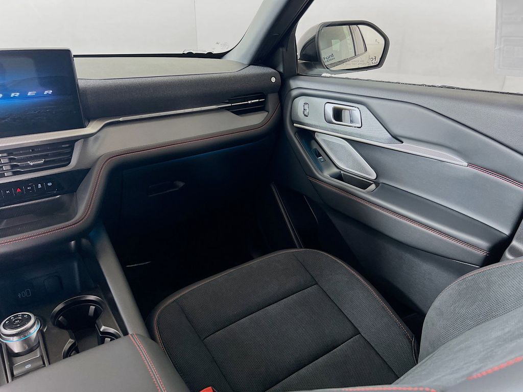 New 2026 Ford Explorer ST - photo 7