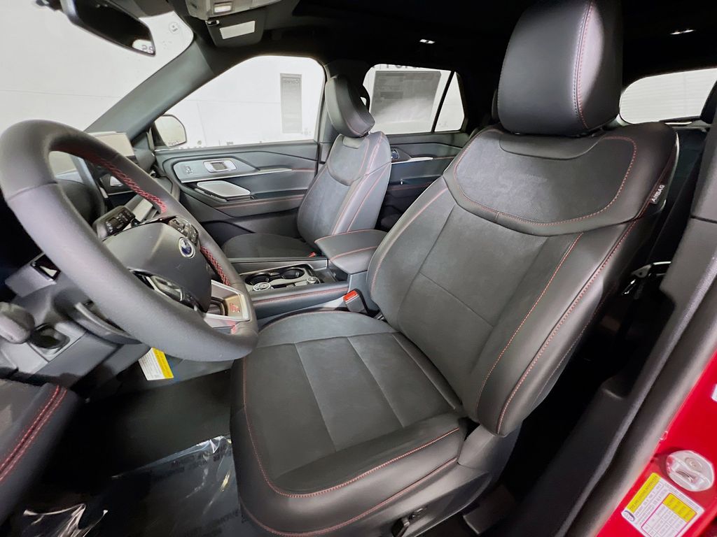 New 2026 Ford Explorer - photo 2