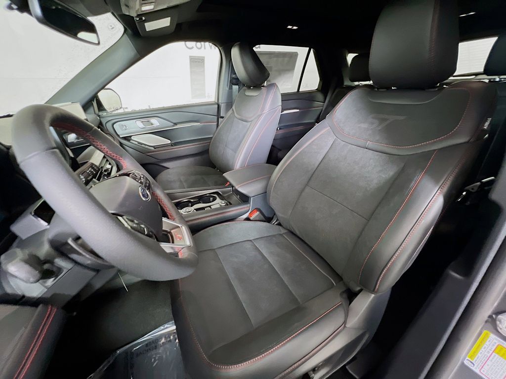 New 2026 Ford Explorer ST - photo 4