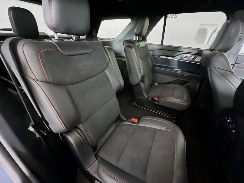 New 2026 Ford Explorer ST - photo 24