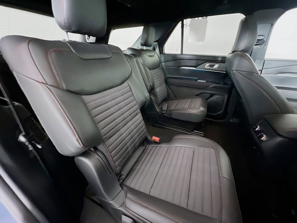 New 2026 Ford Explorer ST-Line - photo 29
