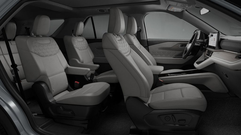New 2026 Ford Explorer Platinum - photo 6