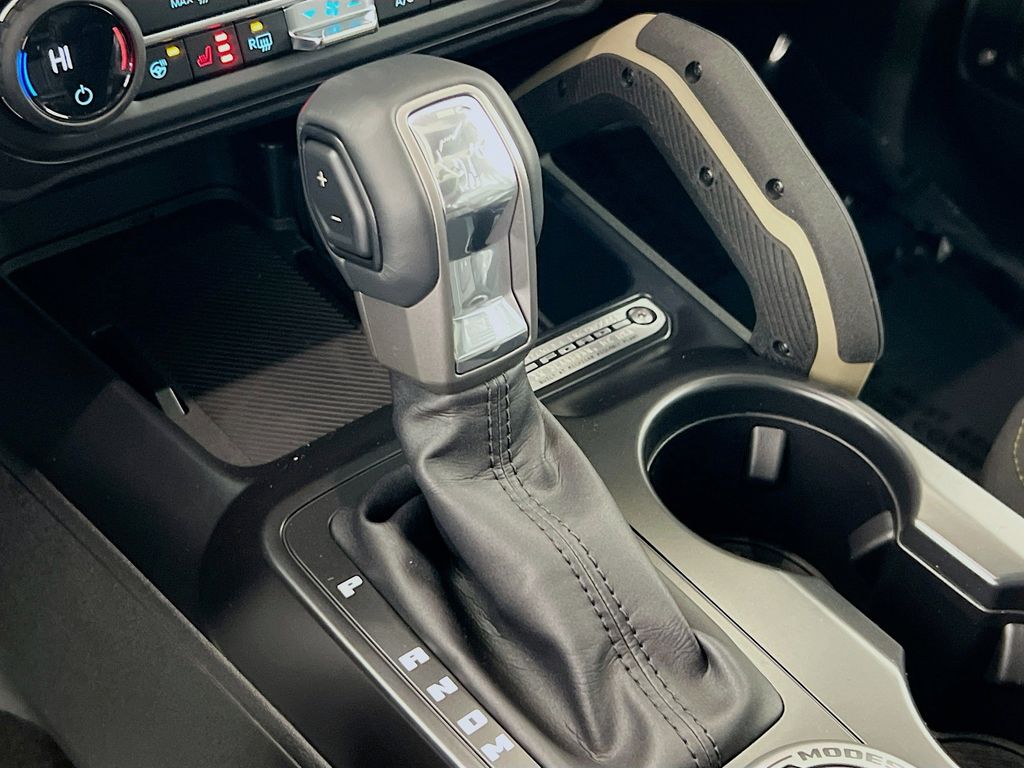 New 2025 Ford Bronco Badlands - photo 15