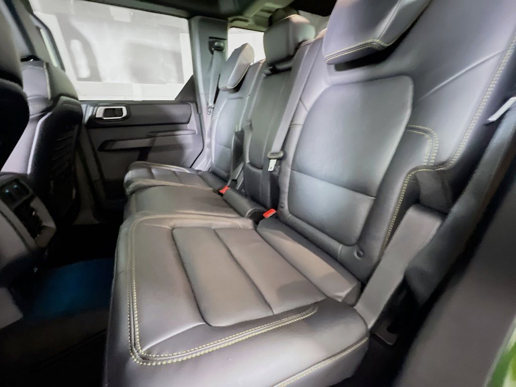New 2025 Ford Bronco - photo 2