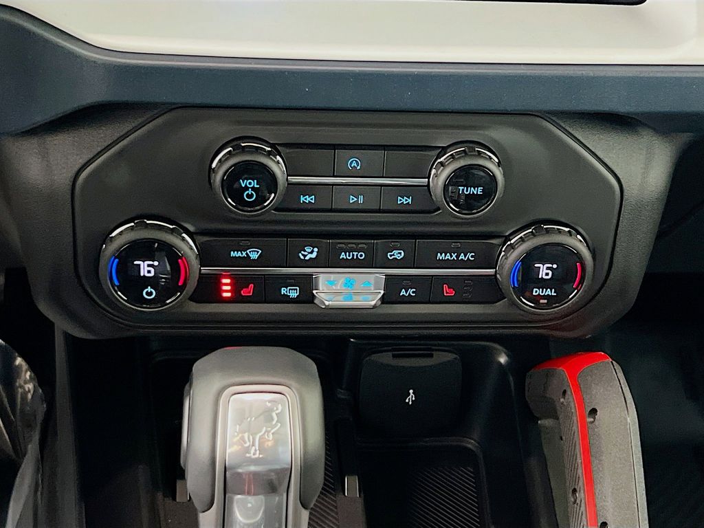 New 2025 Ford Bronco - photo 1