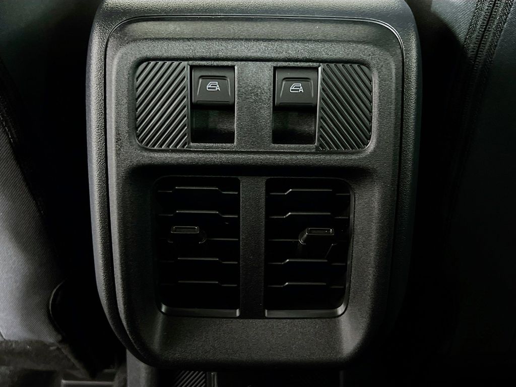 New 2025 Ford Bronco - photo 2
