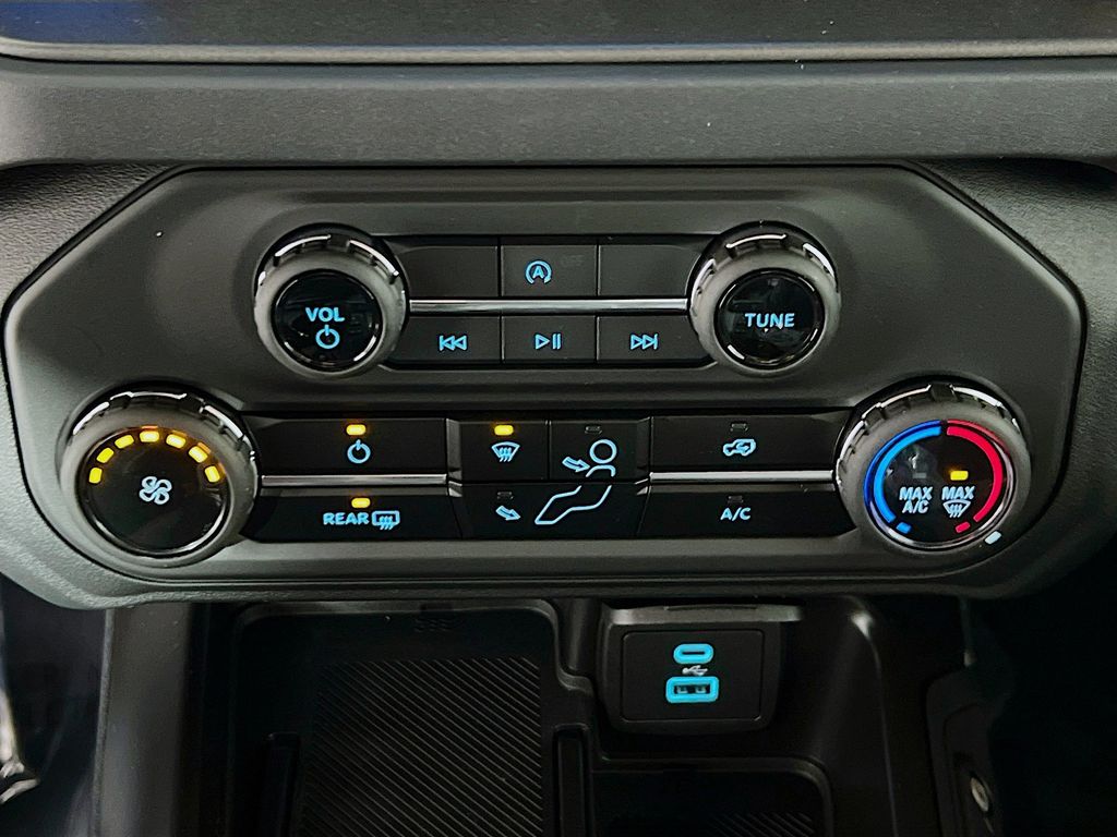 New 2025 Ford Bronco Base - photo 15