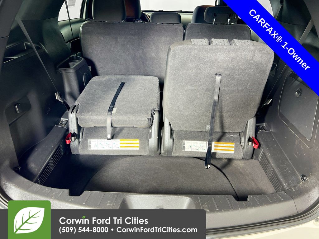 Used 2011 Ford Explorer XLT - photo 4