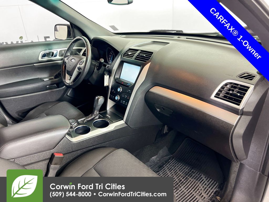Used 2011 Ford Explorer XLT - photo 16