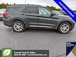 Used 2022 Ford Explorer XLT thumbnail 4