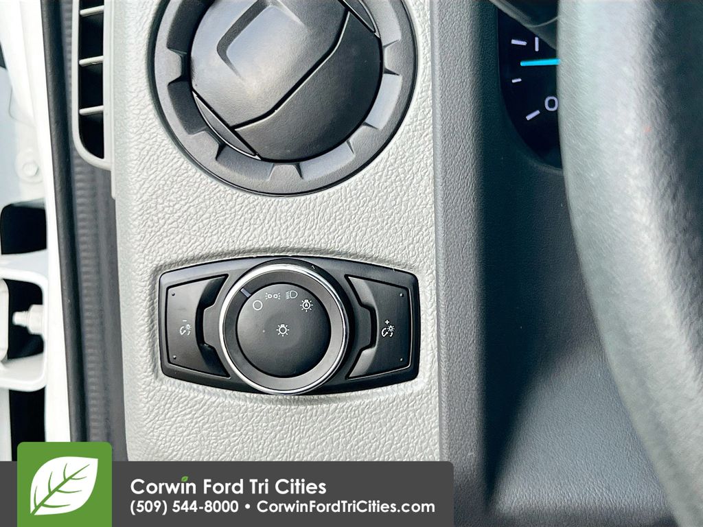 Used 2024 Ford E-450 Cutaway - photo 15