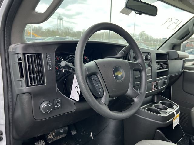 New 2026 Chevrolet Express 2500 Empty Cargo Van - photo 9