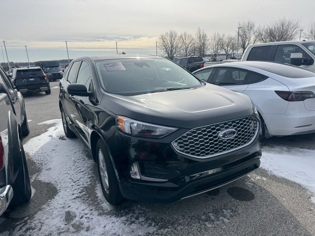 Used 2023 Ford Edge - photo 1