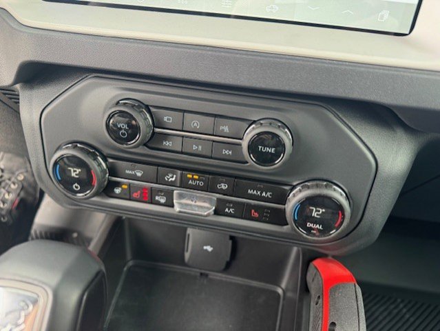 New 2025 Ford Bronco - photo 25