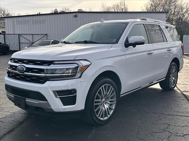Used 2023 Ford Expedition Limited - photo 3