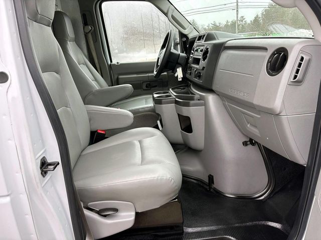 Used 2024 Ford E-350 Cutaway - photo 11