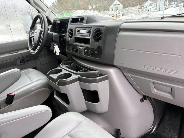 Used 2024 Ford E-350 Cutaway - photo 12