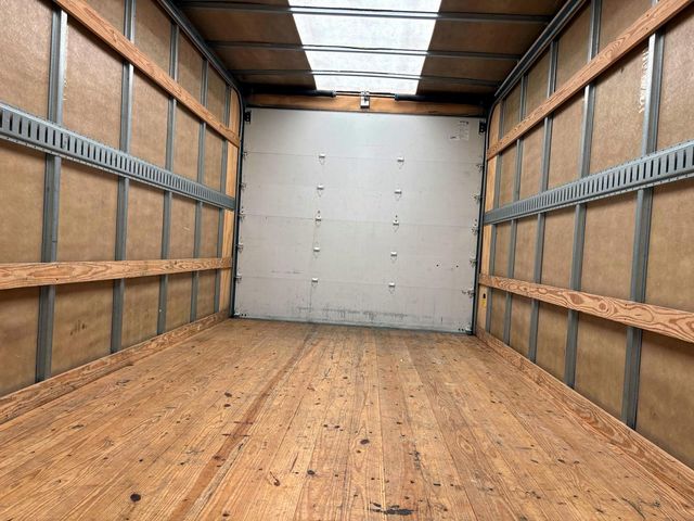 Used 2024 Ford E-350 Cutaway - photo 22